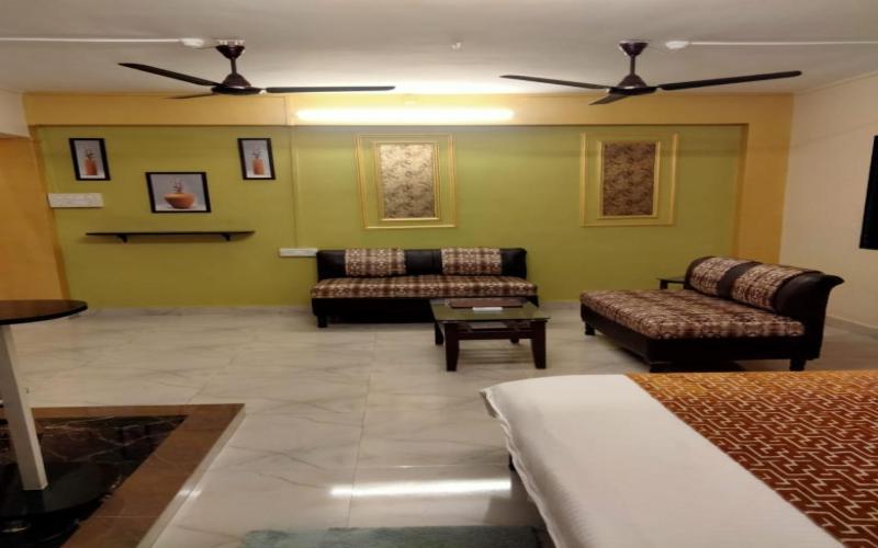Hotel Sarika Murbād 外观 照片